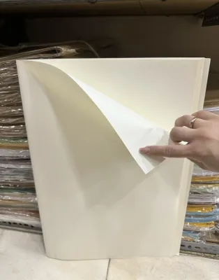 Giấy báo giấy kraf ( giấy xi măng ) khổ 50x70cm . Dùng trang trí làm thủ công làm đồ handmade gói bó hoa gói quà ...