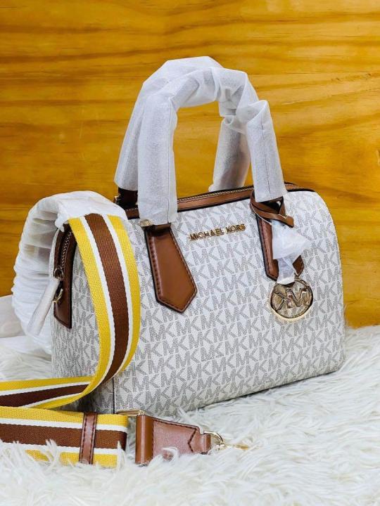 Michael kors best sale hayes duffle bag