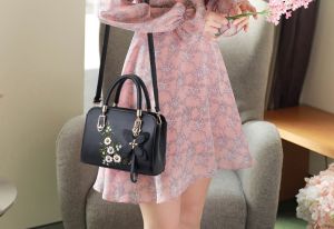 Stylish Women HandBag Sling Bag Casual Shoulder Bag Premium Material