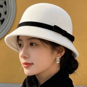YOUSHI TOP Warm Fleece Winter Woolen Hat Korean Style Soft Felt Vintage Fedora Cap Dome Basin Cap Chic Design Retro Cloche Cap Elegant Women