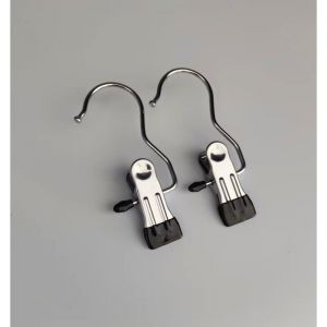 **Three-Prong Multi-Functional Windproof Clothes Pegs – Secure Clothing Clips with Hooks | Safe and Convenient Hangers**