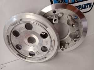 Rumah Kopling Assy KAKI 6 KWB Honda BLADE NEW / REVO ABS Kode Part: 22121-KWB-601