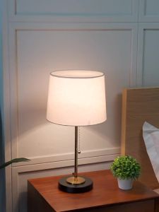 Reading Light Table Lamp Bedroom Bed Side Table Lamp LED Table Lamp Bedroom Hand-operated Switch Design Cozy and Simple Lighting Fixture 27dian Bedroom Bedside Table Lamps