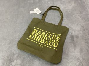 พร้อมส่ง🚚กระเป๋าสะพาย กระเป๋าผ้า ใบใหญ่ แคนวาส เกรดคุณภาพ พร้อมส่งในไทย ขนาด 15*14 นิ้ว Yard001