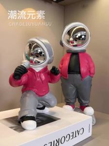 Decorative Items Display Office Desk Decor Ornaments Decor Show Piece For Home Decoration Astronaut Soft Decoration Desktop Decoration Accessories Desktop Decoration xin9