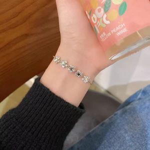 🔥IVY Gelang Berlian Imitasi Bunga Zirkon Aksesoris Perhiasan Fashion Wanita Korea yang Dapat Disesuaikan