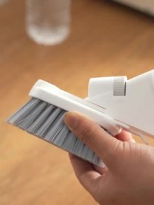 Multi functional kitchen cleaning brush five piece set press water spray ceramic tile brush glass wiper sponge wipe gap brush