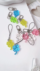 Nhựa bốn lá clovers móc khóa có hạt trang trí dây móc khóa túi thời trang móc chìa khóa điện thoại di động trang trí điện thoại cho phụ nữ