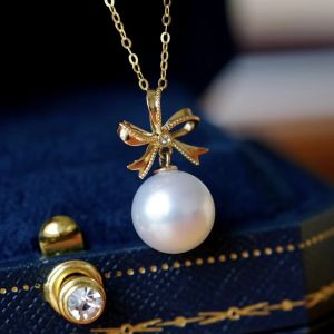 Montagne Jewelry Seawater Pearl 18k Pure Gold Pendant Bowknot Design Natural Diamond Inset Fine Jewellery Natural 9.5-10mm Top Grade Seawater White Pearl Pendant Necklace