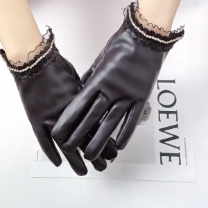 Lightweight Full Finger Gloves Punk Edge Decor Breathable Fabric For Extended Outdoor Use