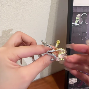 Rồng lấy cảm hứng từ Khuyên tai hợp thời trang khuyên tai ôm vành hình rồng không Xỏ Khuyên Tai S Trang trí Hoàn hảo cho những người yêu thích rồng