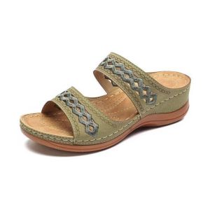 Free Shipping Plus-Size Thick-Soled Slippers For Women Featuring A Soft Sole Stitched Detailing And A Hollowed-Out Design