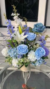 ดอกไม้ประดิษฐ์เหมือนจริง