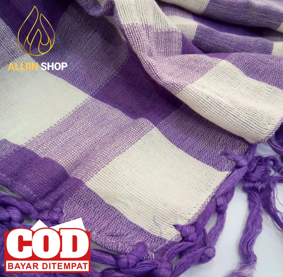 Paypoq kiygan ayollarning katta kokraklari