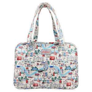 Cath Kidston Large Boxy Zip Bag Water Resistant Shiny Oilcloth Shoulder Tote Small London Symbel Pattern Stone Color 105404215987102