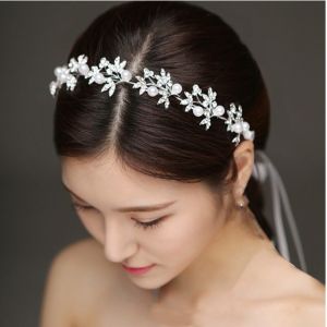 NOVELLEO Flower Bride Headdress Sparkling Rhinestone Wedding Wreath Elegant Handmade Photography Headband Women
