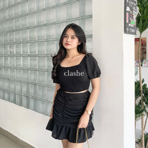 Cecilia Set Setelan Wanita Atasan Blouse Lengan Pendek Dan Rok Pendek Crinkle Airflow Korean Style Kekinian Terbaru Ootd by Clashe
