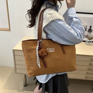 DOI4RE กำมะหยี่ PU กระเป๋าโท้ท Pu กระเป๋าถือ แบบเกาหลี กระเป๋าใต้แขน หลากหลาย ทุกการแข่งขัน กระเป๋าสะพายไหล่หนังกลับ สาวๆ