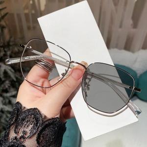 JN IMPRESSION Anti-blue Light Photochromic Non-prescription Glasses Finished Gray Glasses