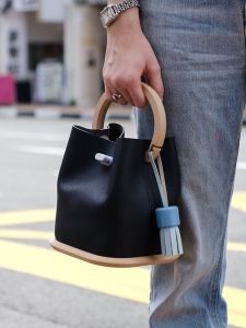 [Tow Tow] Basket 2.0 100% Top Grain Pebble embossed leather with 3D printed hardware Interchangeable shoulder straps and handle