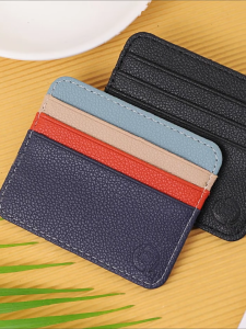 Minimalist Leather Wallet Compact and Lightweight Purse Functional Case Credit Holder for Women and Men