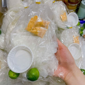 Bánh tráng rìa dẻo chấm sốt muối nhuyễn nghệ sĩ tắc xanh (ăn liền)