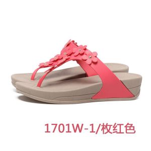 [Free Shipping] 2026 New WomenS Summer Wedge Heel Fashion Flip-Flops With Floral Design Beach Sandals Thick-Soled Student Sandals
