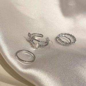Cincin jinx butterfly 4 pcs 1 paket harga untuk 4 pcs cincin wanita korea murah cincin wanita perak cincin wanita model terbaru cincin kupu kupu cincin lucu cincin set cincin persahabatan hadiah cewek cincin 1 set cincin murah cincin K05 cincin mutiara