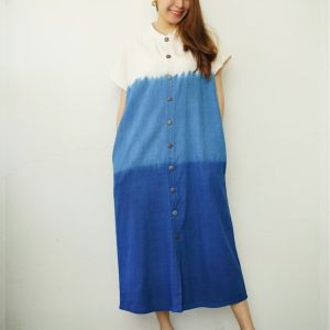 เดรสมัดย้อม เดรสผ้าฝ้ายเยื้อไผ่มัดย้อมไล่โทนสามสี เดรสยาว เดรสใส่สบาย ชุดเดรสมัดย้อม เดรสคอจีน มัดย้อมแพร่