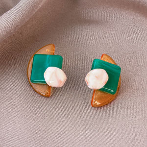 Fashionable Ring Gift 亚克力树脂不规则几何耳钉韩国ins时尚耳环复古港风耳饰N1365