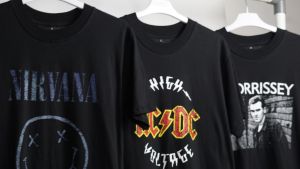 Kaos Band Metalica & Megadeath & Artic Monkeys Murah Berkualitas & Kaos Distro & Kaos Premium