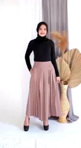 Celana  Kulot Wanita Lebar  Model Rempel Kantong Satu Kekinian