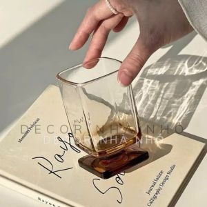 L079 Combo 2  Ly Thủy Tinh Vuông Chân Cao Sang Trọng - Cốc Pha Lê Decor Màu Hổ Phách Khói Đỏ Phong Cách Bắc Âu