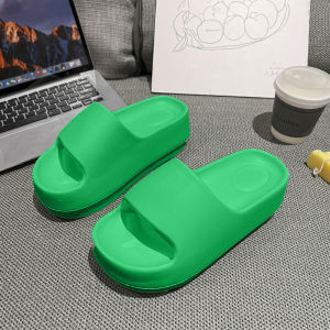 QLshop สินค้าเข้าใหม่ รองเท้าเเฟชั่นผู้หญิง ดีไซน์สวย เสริมส้น มีให้เลือก 4 สีสุดคุ้ม สาวๆควรมีติดตู้ไว้ ทรงเรียบงาย เเมทช์ได้กับทุกลุค สายเเฟชั่นไม่ควรพลาด รีบซื้อเลย