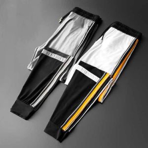 Suya Clothing กางเกงกีฬาผู้ชายเย็บลายกางเกงลำลองฤดูร้อน NK10