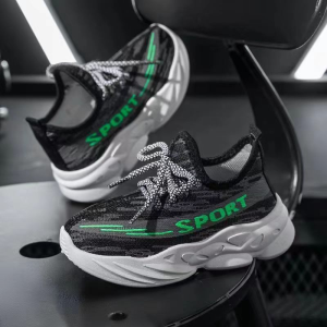 Childrens breathable mesh sports shoes soft soles wear-resistant and comfortable suitable for running and leisure coconut dad shoes