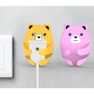 Gantungan Kabel Beruang Multifungsi 4IN1 - Penyangga Plug Hook Serbaguna Warna Cerah