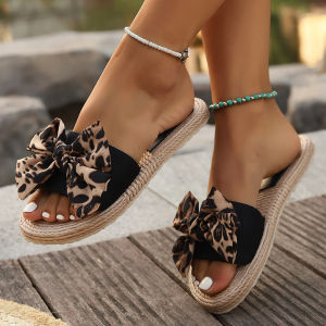 Free Shipping Rope And Straw Woven Summer Indoor Slippers With A Bow Suitable For Wearing Outdoors Flat-Soled Easy To Slip On Casual Style Available In Large Sizes