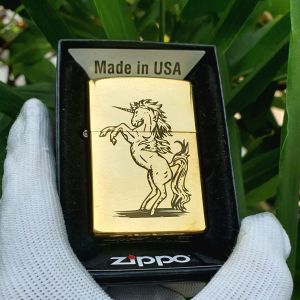 Bật Lửa Hộp Quẹt Zippo Ngựa 1 Sừng Đồng Nguyên Khối Đáy Dập Đời La Mã ( Tặng Phụ Kiện )