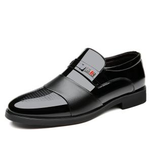 Men Formal Leather Shoes Slip on Patent Leather Mens Casual Business Shoe Office Work Shoes Pointed Toe Shoes for Men Black