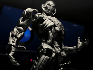 17cm Ultron Action Figure Toys Avengers Kaiyodo Amazing Anime Figurine Pvc Statue Collectible Toy Gift