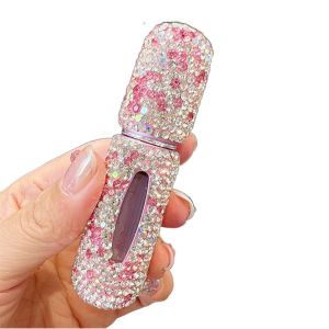 AN249 Mini Bottom-filled Perfume Bottle 5ml Luxury Refillable Bottle Atomiser Empty Rhinestones Spray Bottle Women