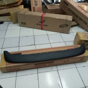 Spoiler sedan baleno fiber mentah + lampu