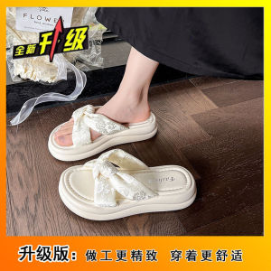 [Free Shipping] Thick-Soled Beach Sandals Perfect With Skirts Stylish And Fashionable Flip-Flops For Women New Autumn Collection