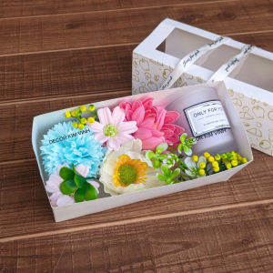 Hộp Quà  Hoa Kèm Nến THơm QUA18 Quà Tặng Sinh Nhật Valentine Dịp Lễ TTNTSS016