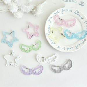 SHUNAICHI Acrylic Glitter Star Wings Carabiner Keychain Car Key Ring Buckle Pain Bag Hanging Decoration Photocard Pendant Accessories