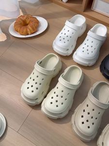 [Free Shipping] Simple And Non-Slip Clogs For Women Suitable For Summer Wear With Arch Support Durable For Beach Use And Featuring A Thick Sole