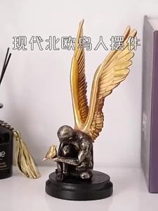Angel Wings Model Statue Golden Silver Resin Creative Modern Abstract Sculpture Home Decor Living Room Decoration Office Decoration