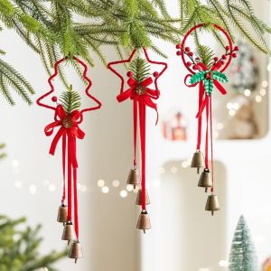 A LAU งานฝีมือทำมือ ระฆังคริสต์มาสย้อนยุค เหล็ก แดง ระฆังคริสต์มาส จี้ DIY พร้อมผลเบอร์รี่ ระฆังแขวนต้นคริสต์มาส ตกแต่งต้นคริสต์มาส