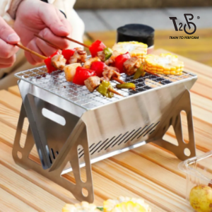 Folding Campfire Grill Camping Fire Pit Outdoor Camping Grill with Carrying Bag for Outside Picnic Home BBQ